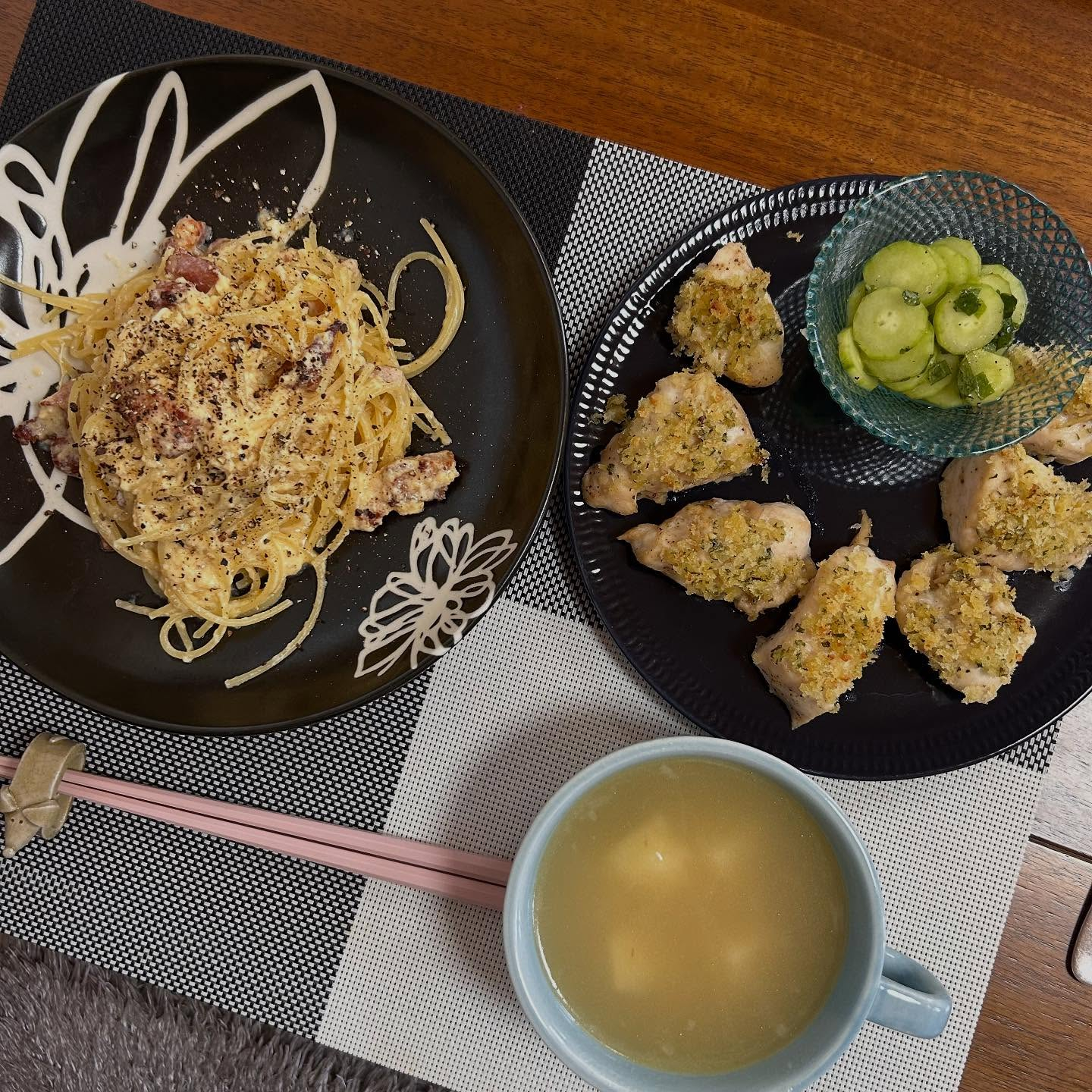 10月前半はカルボナーラ。